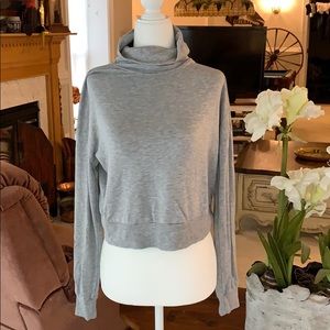 Beyond Yoga Women’s All Time Cropped Pullover